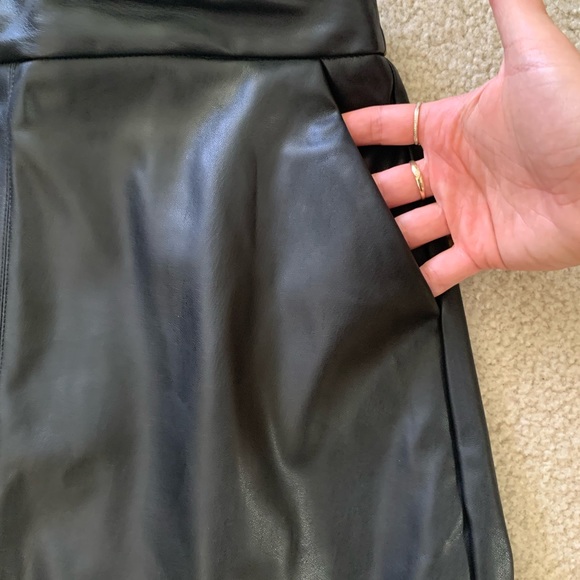 Faux leather black midi skirt - Picture 2 of 3